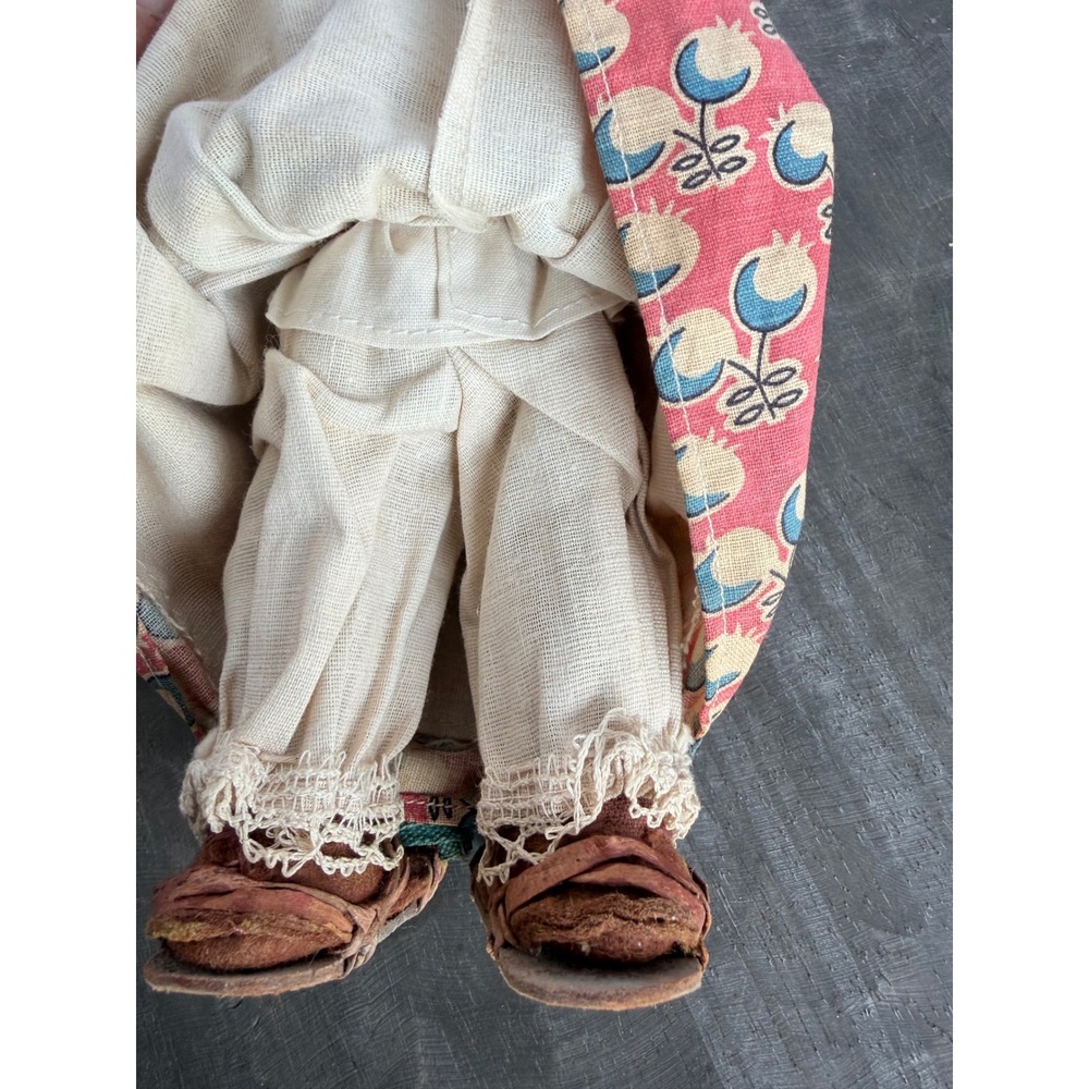 Vintage Mexican Folk Art Doll Handmade Paper Mache Hand Painted Huaraches - Picture 9 of 11